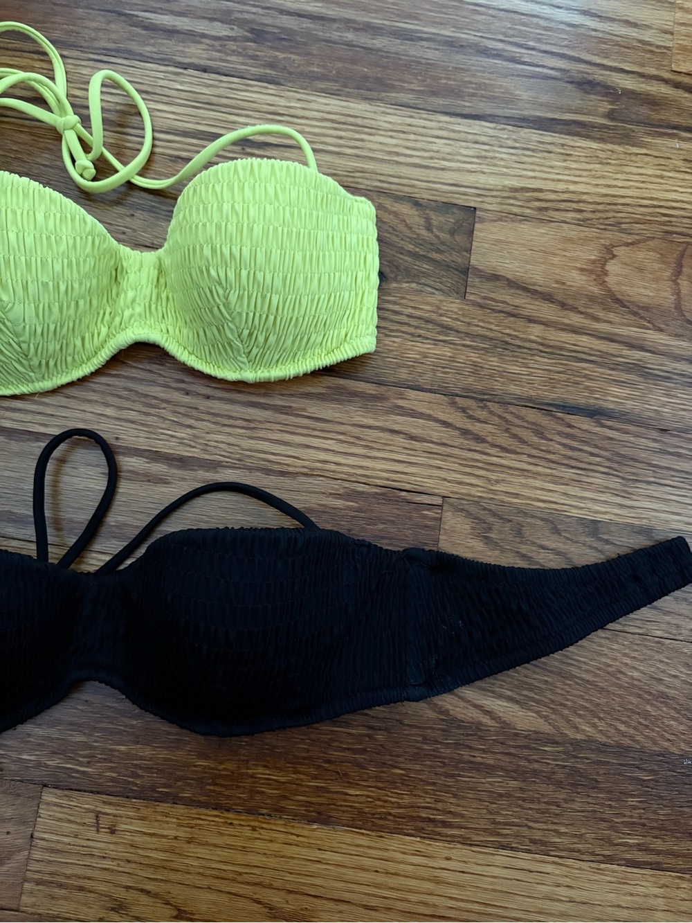 Victoria's Secret Black and Neon Yellow Bandeau Bikini Tops - Picture 2 of 3